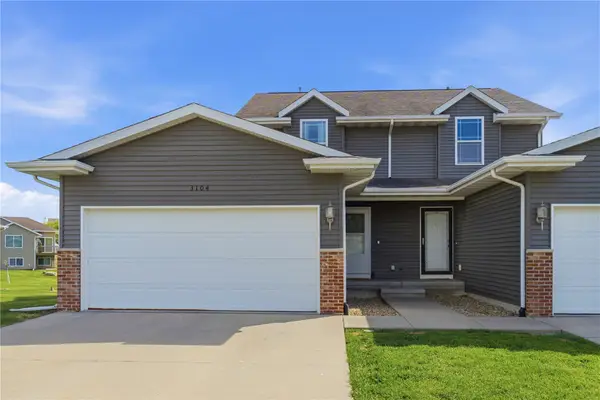 3104 Blackberry Circle Sw, Cedar Rapids, IA 52404