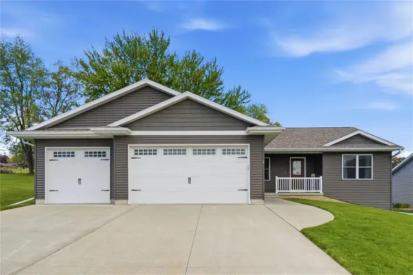 735 Breckenridge Drive, Monticello, IA 52310