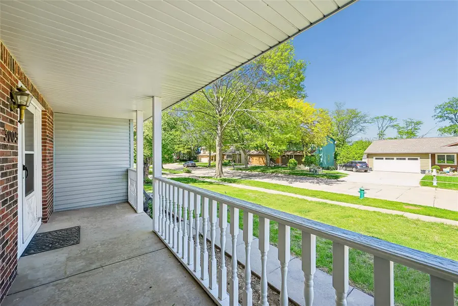 3005 Adirondack, Cedar Rapids, IA 52402 - #3