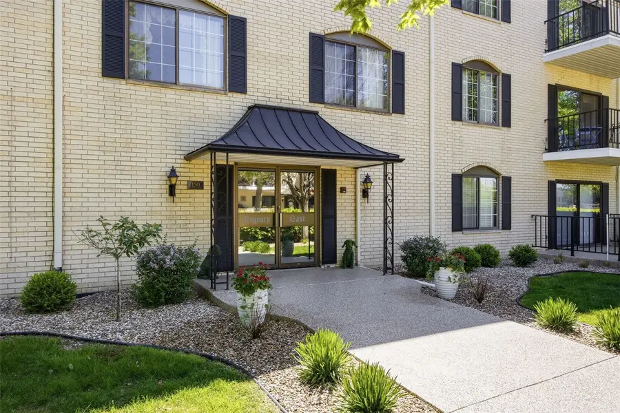 150 Thompson Drive Se #216, Cedar Rapids, IA 52403 - #2