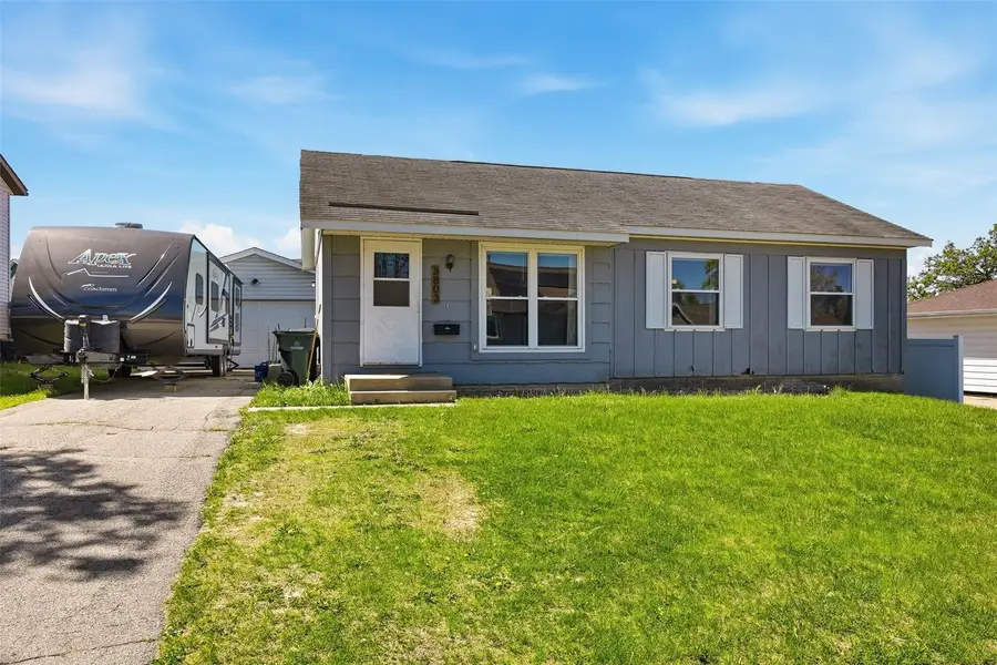 3803 Blue Mound Dr Ne, Cedar Rapids, IA 52402 - #2