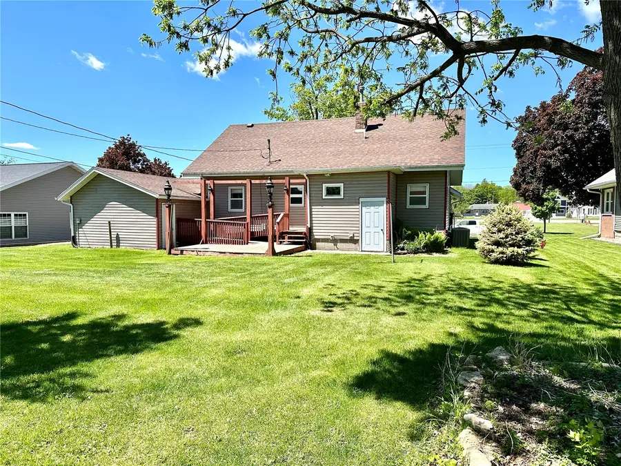 314 N Maple Street, Monticello, IA 52310 - #3