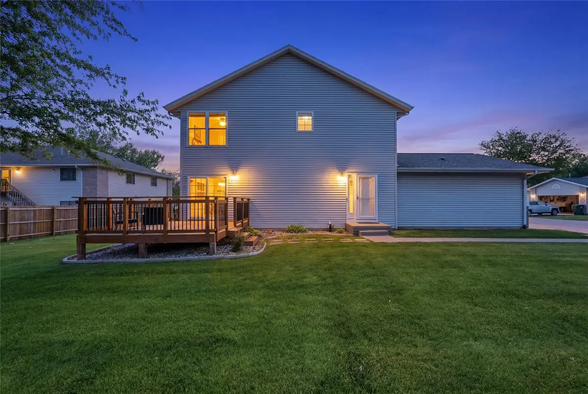 3415 Queen Drive Sw #D, Cedar Rapids, IA 52404 - #1