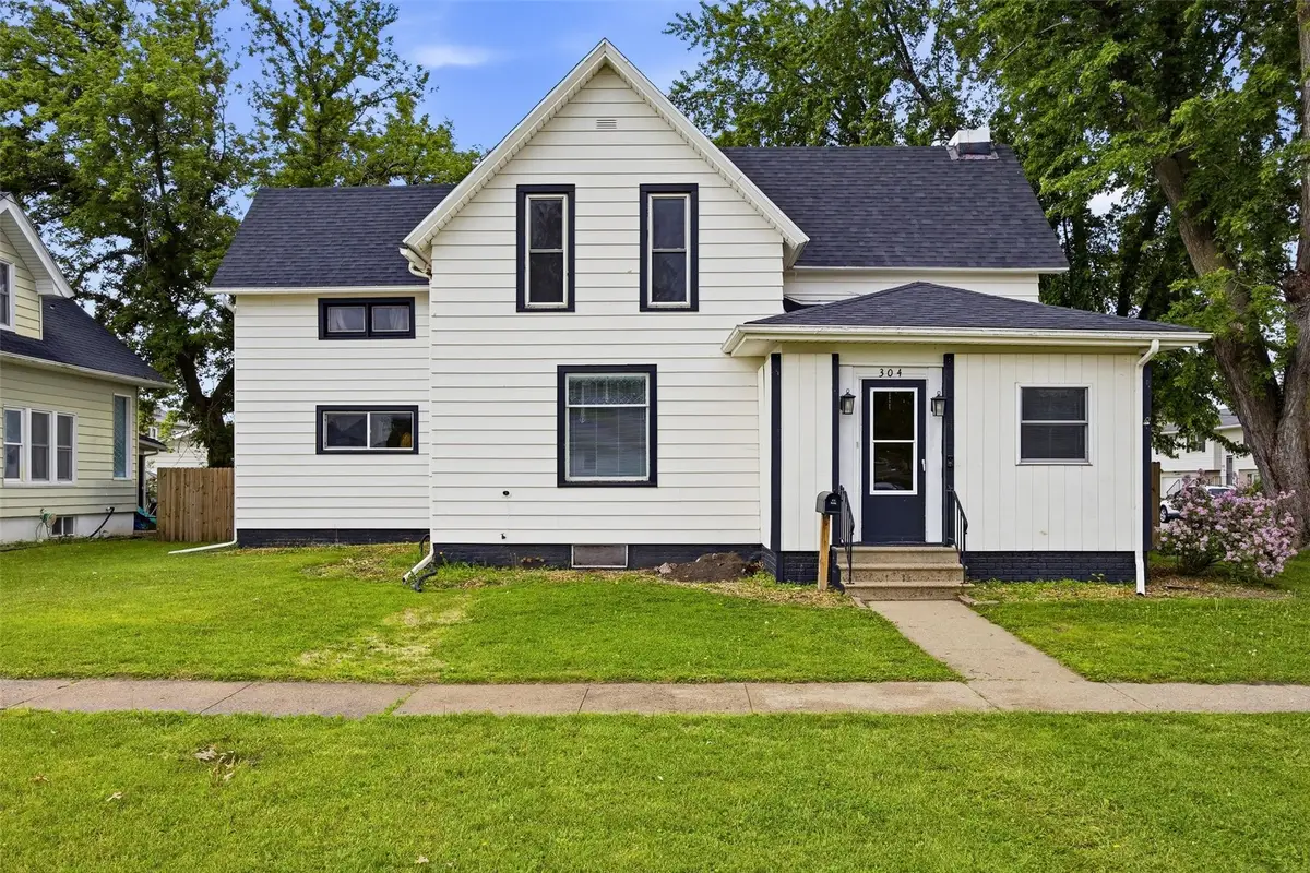 304 E Main Street, Marengo, IA 52301 - #1