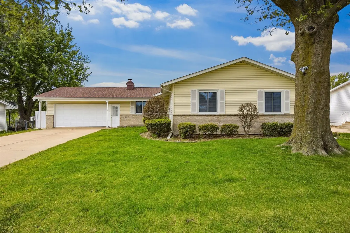 118 31st Street Nw, Cedar Rapids, IA 52405 - #1