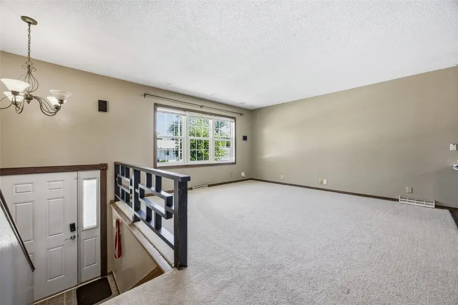 4513 Navajo Dr Ne, Cedar Rapids, IA 52402 - #3
