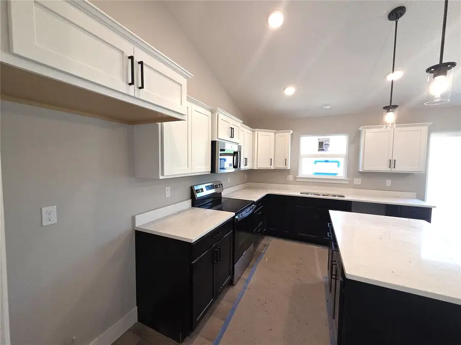 1820 Shady Grove Road Sw, Cedar Rapids, IA 52404 - #2