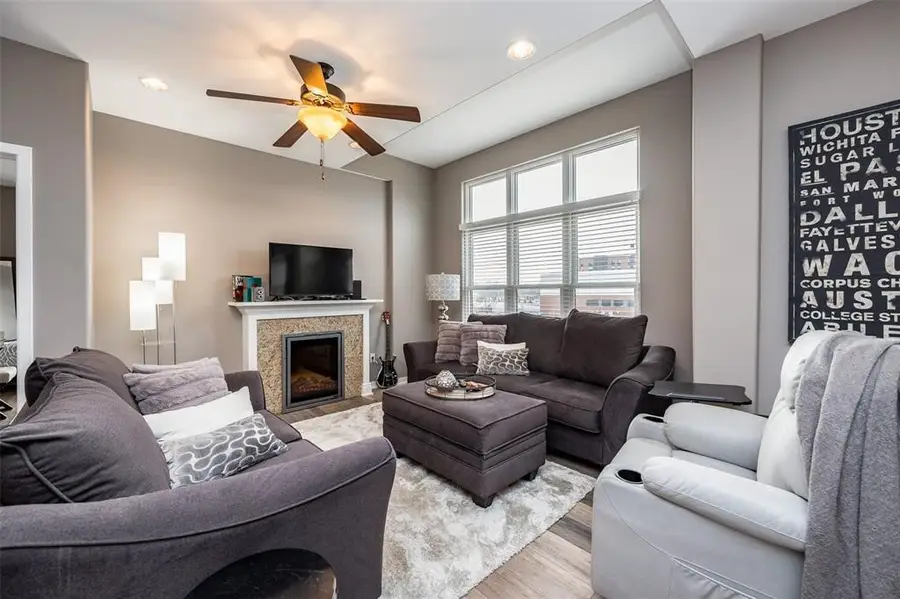 843 Quarry Road #318, Coralville, IA 52241 - #3