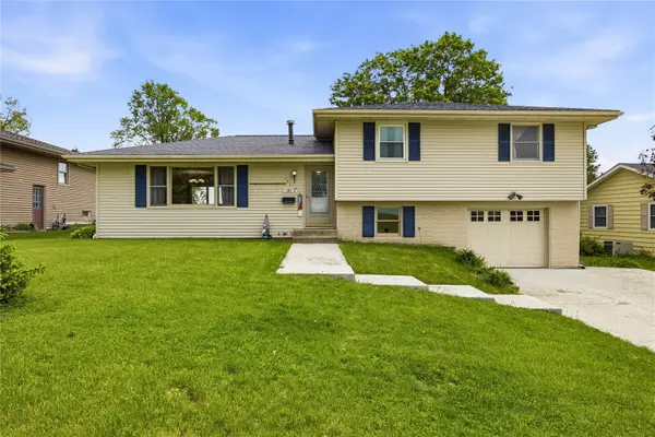 107 Parkview Drive, Tipton, IA 52772