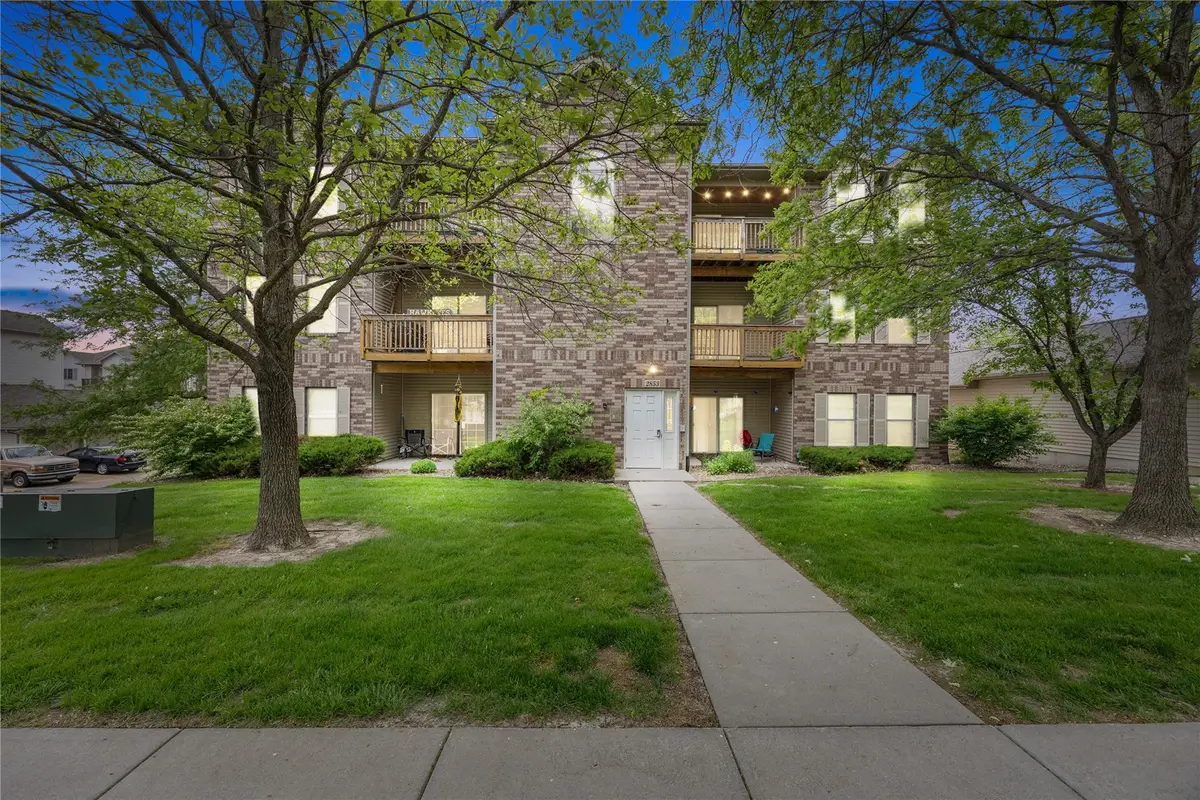 2853 Coral Court #304, Coralville, IA 52241 - #1