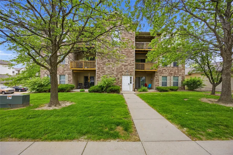 2853 Coral Court #304, Coralville, IA 52241 - #2