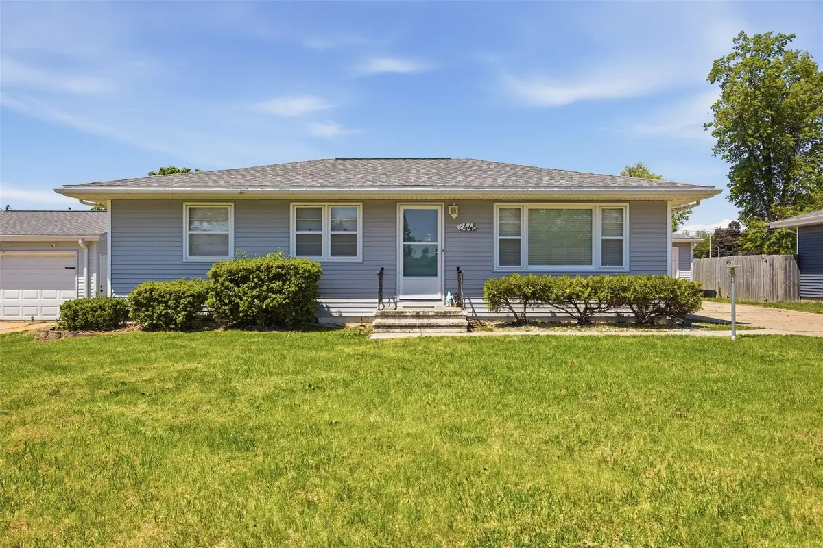 2448 Teresa Drive Sw, Cedar Rapids, IA 52404 - #1