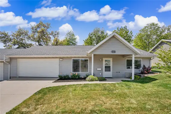 2758 O Avenue Nw #B, Cedar Rapids, IA 52405