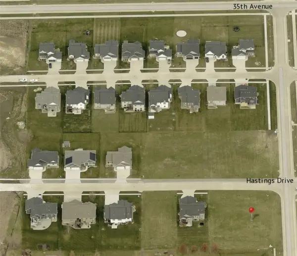 4393 Hastings Drive, Marion, IA 52302