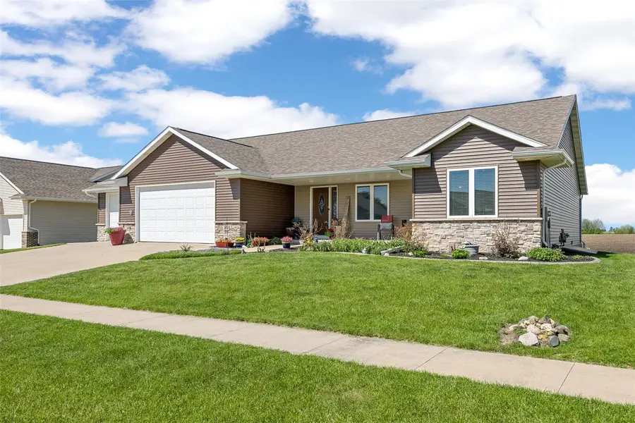 210 Longworth Avenue, Alburnett, IA 52202 - #3