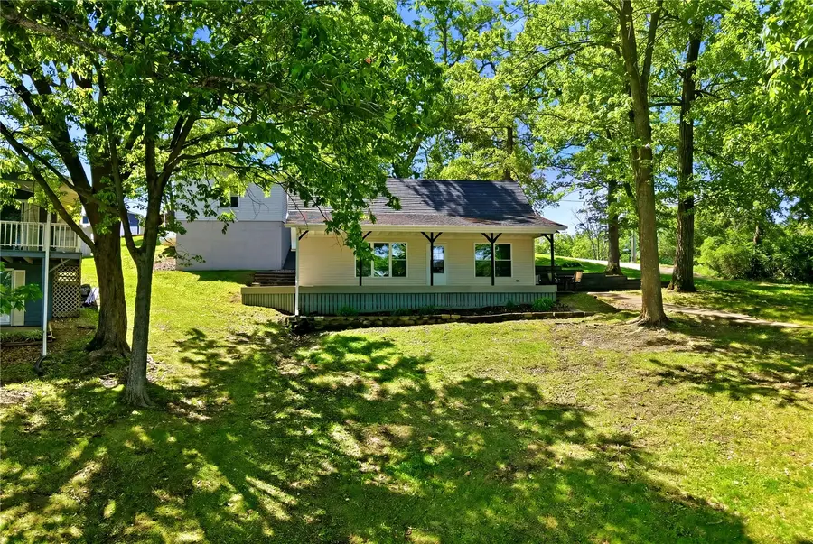 111 Cottage Ln, Montezuma, IA 50171 - #2