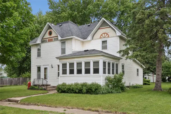 514 Latham Street, Walker, IA 52352