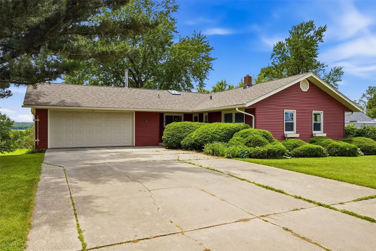 4410 I Street, Amana, IA 52203 - #1