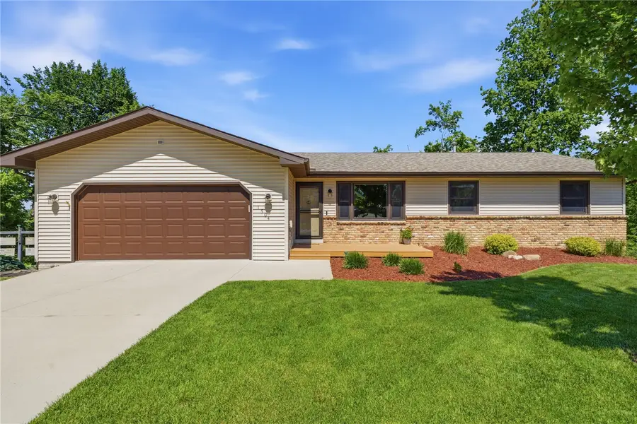 1504 Whitters Way Nw, Cedar Rapids, IA 52405 - #2