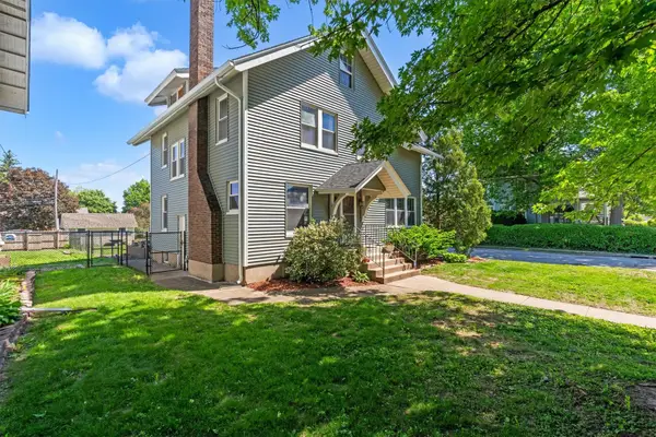 416 E Rusholme Street, Davenport, IA 52803