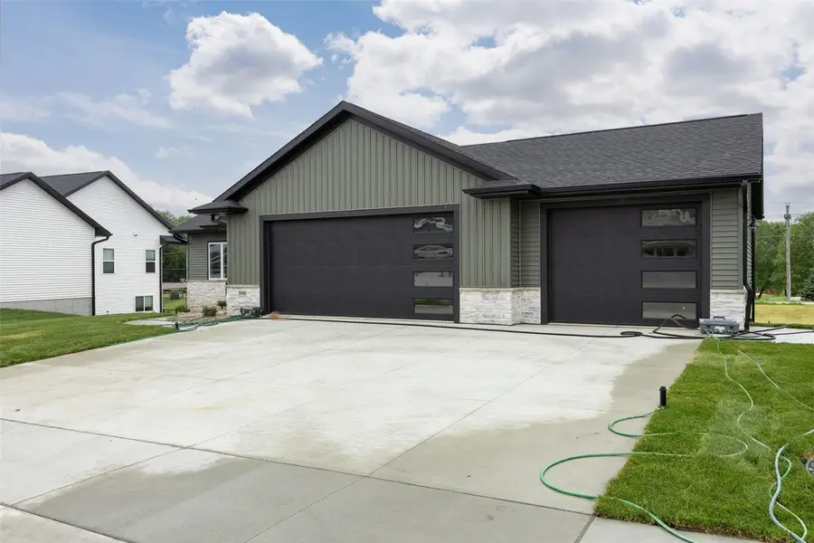 3988 Peridot Dr, Marion, IA 52302 - #3