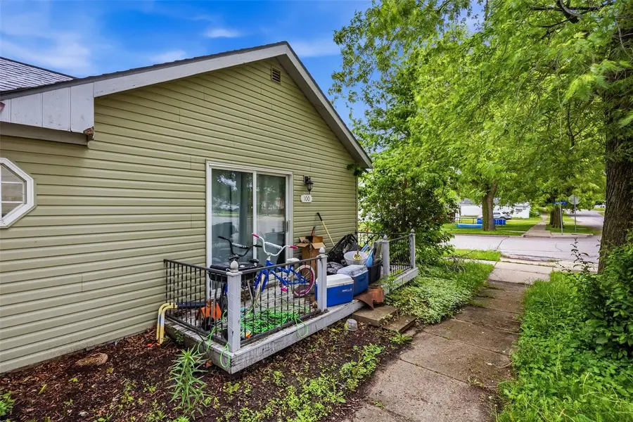 100 W North Street, Olin, IA 52320 - #3