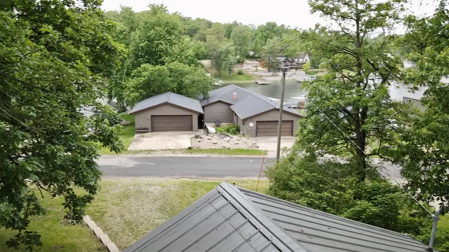 6181&6182 North Lakeshore Drive, Brooklyn, IA 52211 - #2