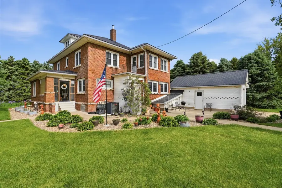 15736 120th Avenue, Monticello, IA 52310 - #2