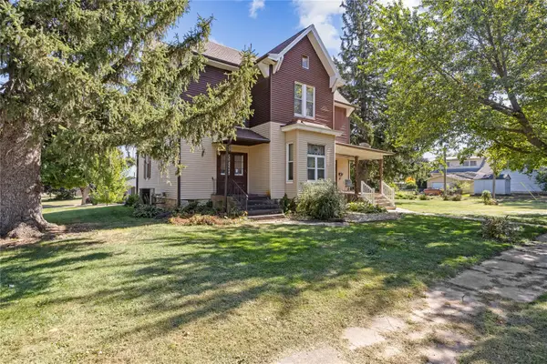 910 Meridian, Tipton, IA 52772