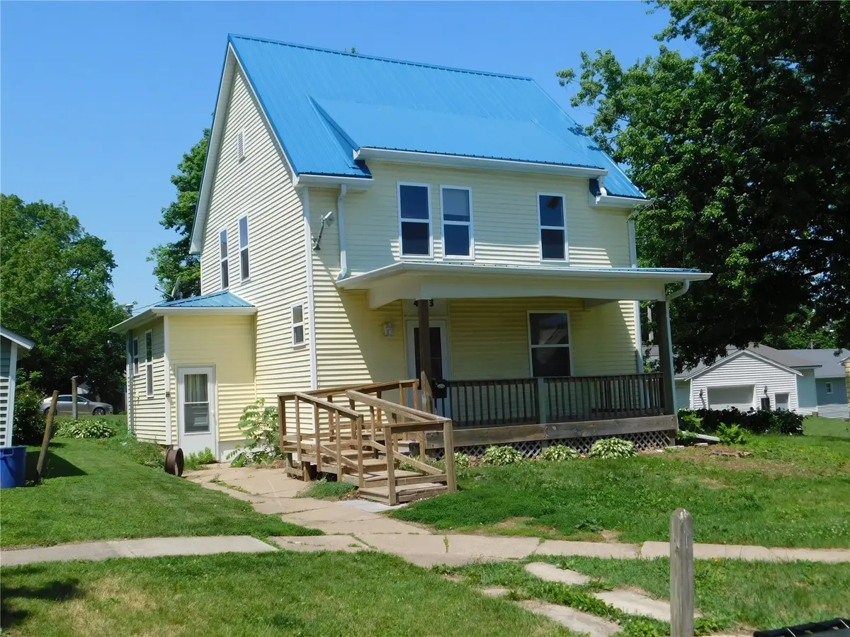 403 Walnut St, Tipton, IA 52772 - #1