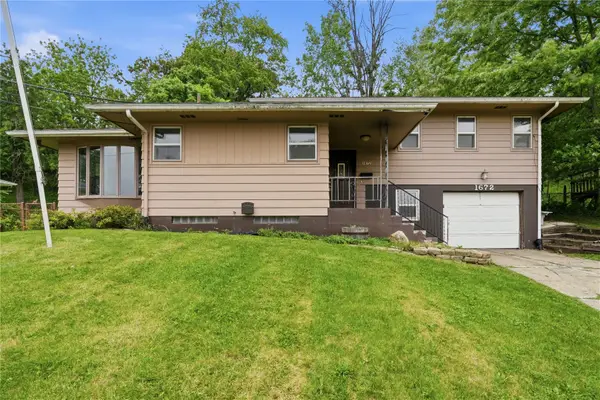 1672 10th Street Nw, Cedar Rapids, IA 52305