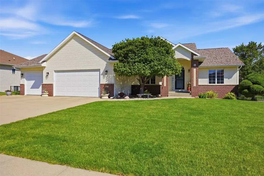407 Wildflower Drive, Fairfax, IA 52228 - #2