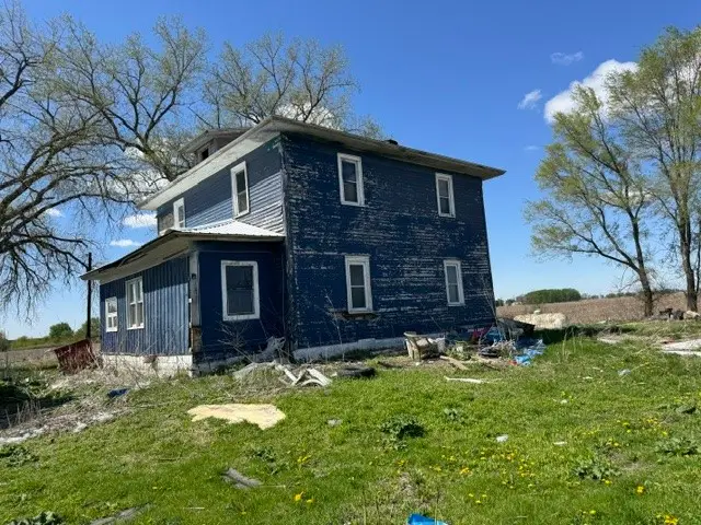 8321 L Avenue, Fayette, IA 52142 - #1