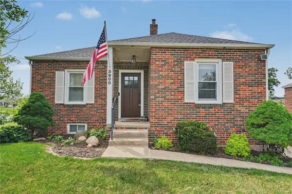 3900 Hart Court Ne, Cedar Rapids, IA 52402