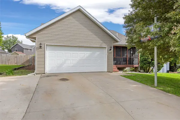 518 Tulip Ct, Tiffin, IA 52340