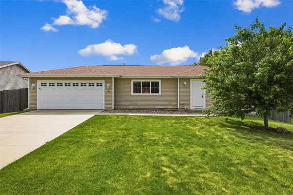 250 S 21st Street Court, Marion, IA 52302