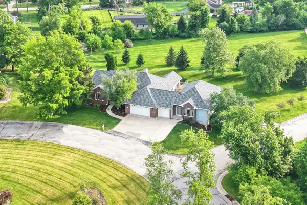 230 Bever Lane Se, Cedar Rapids, IA 52403