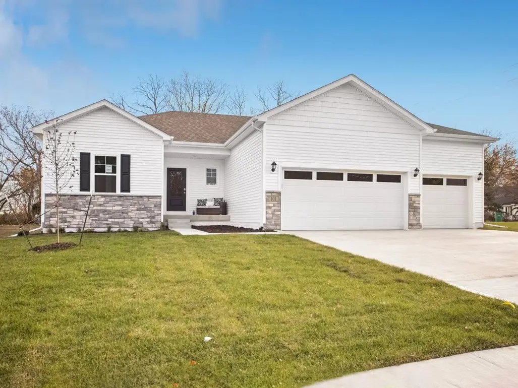 3306 Artesian Road, Marion, IA 52302 - #1