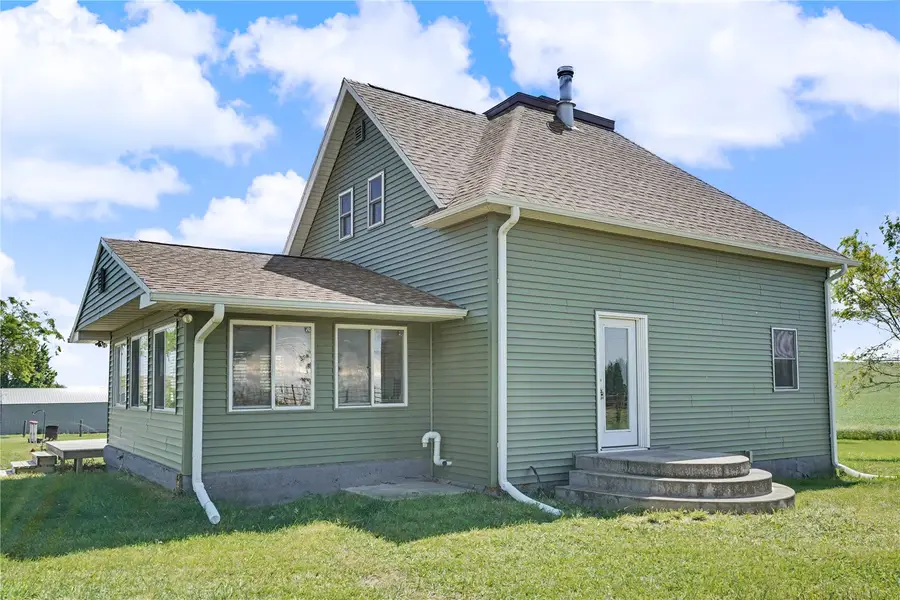 7188 28th Avenue, Newhall, IA 52315 - #3