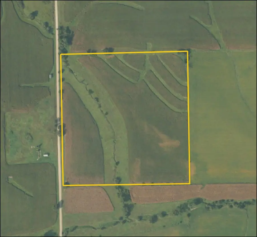 Benton-iowa Rd. & P Ave., Marengo, IA 52301 - #3