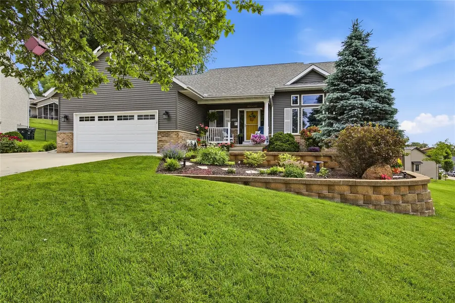 1403 Jackson Woods Court Nw, Cedar Rapids, IA 52405 - #2