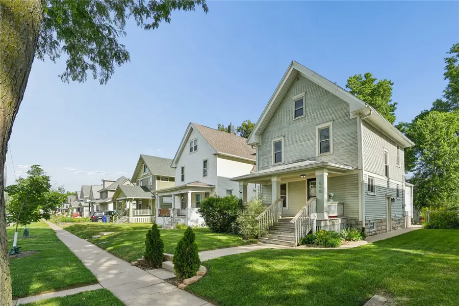 1548 6th Ave, Cedar Rapids, IA 52403 - #2