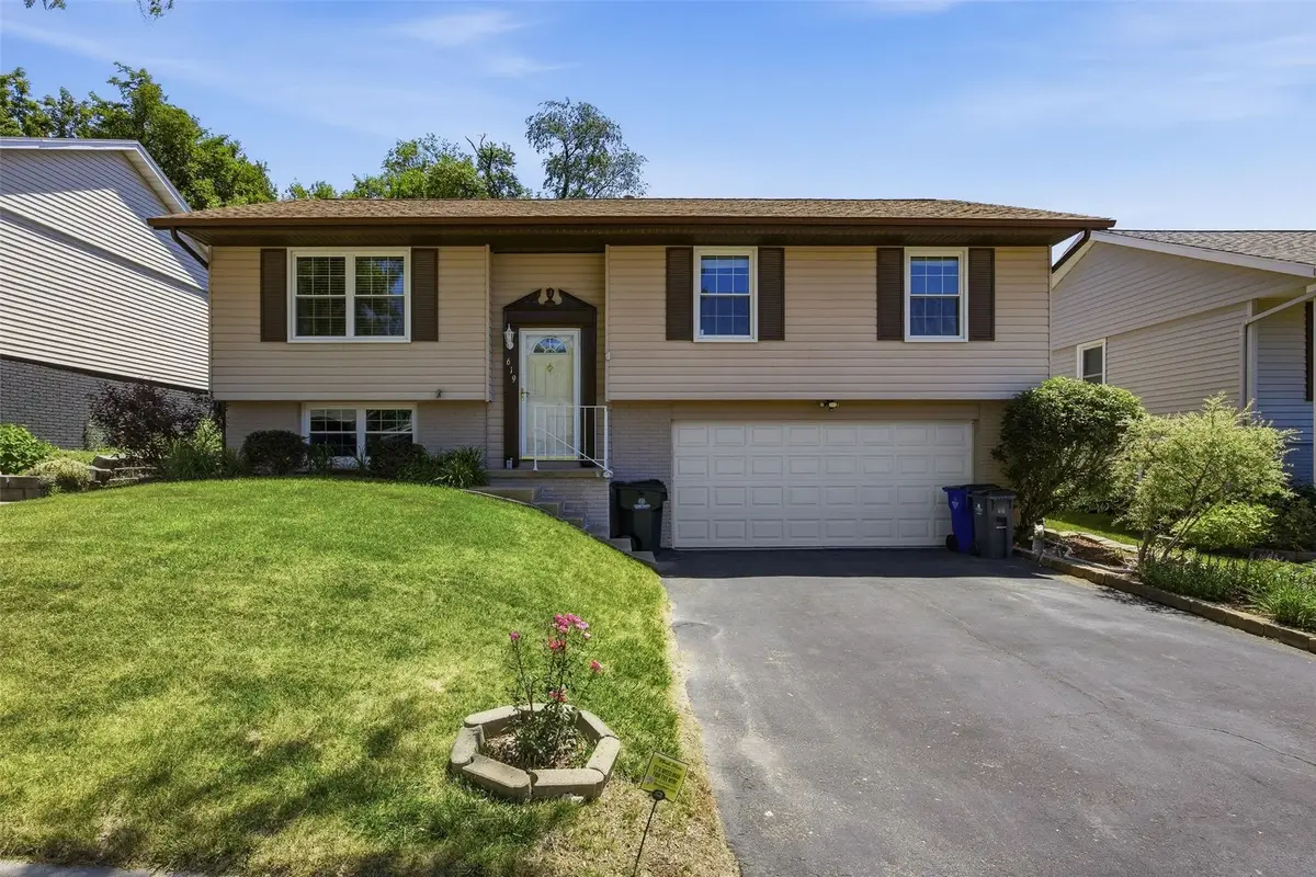 619 Olive Drive Nw, Cedar Rapids, IA 52405 - #1