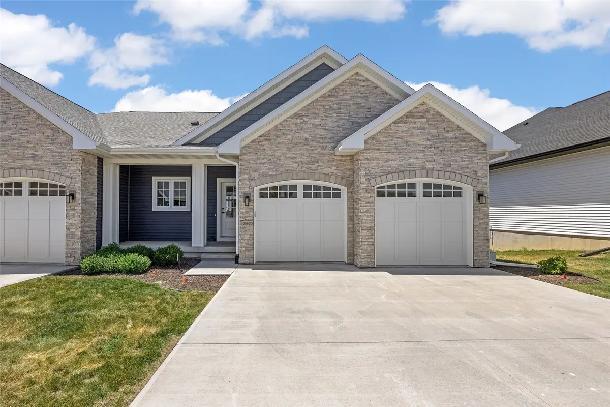 2886 Crimson Lane #D, Coralville, IA 52241 - #1