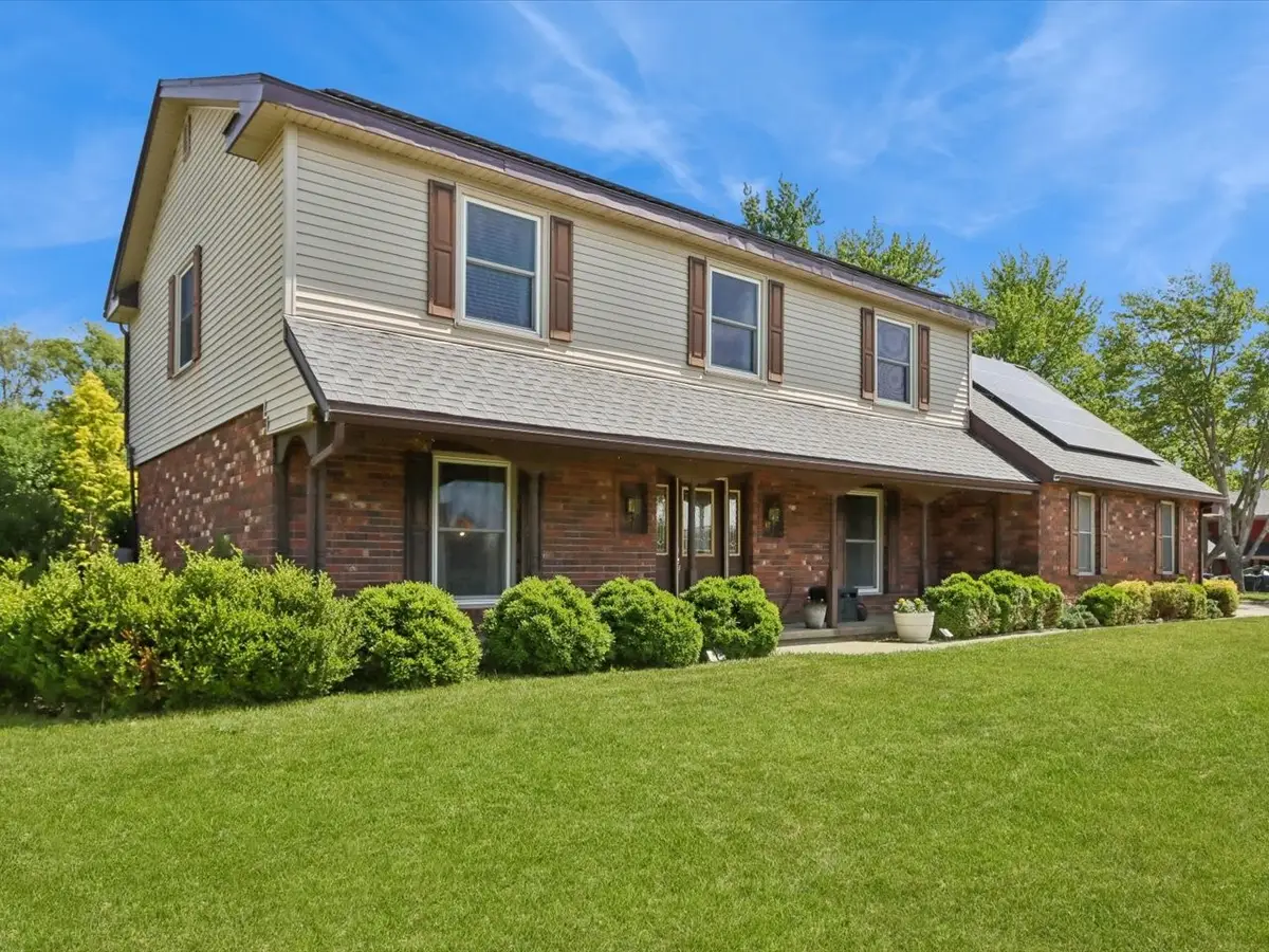 5 Olde Hickory Road, Coralville, IA 52241 - #1