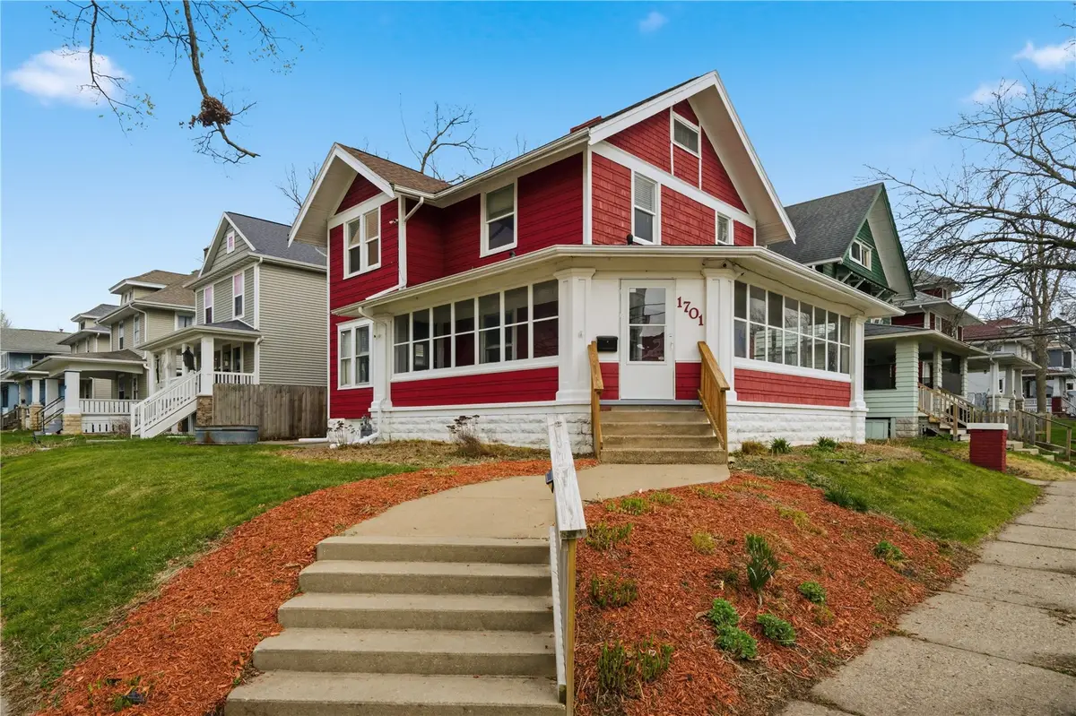 1701 Washington Avenue Se, Cedar Rapids, IA 52403 - #1