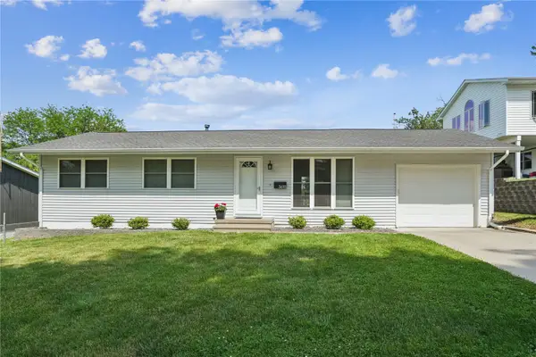 3618 Lynbrook Drive Ne, Cedar Rapids, IA 52402