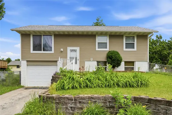 6612 Inwood Lane Ne, Cedar Rapids, IA 52402