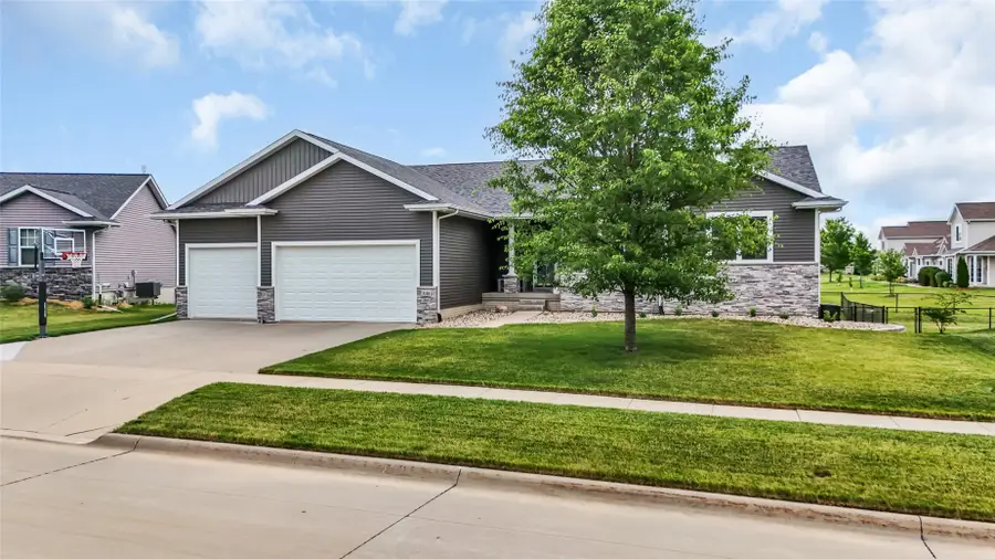 3118 Carlisle Circle, Marion, IA 52302 - #2