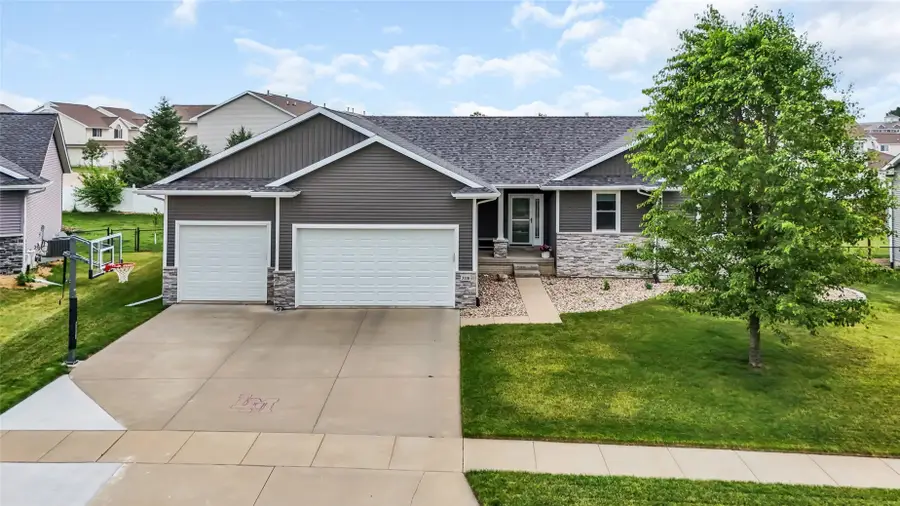 3118 Carlisle Circle, Marion, IA 52302 - #3